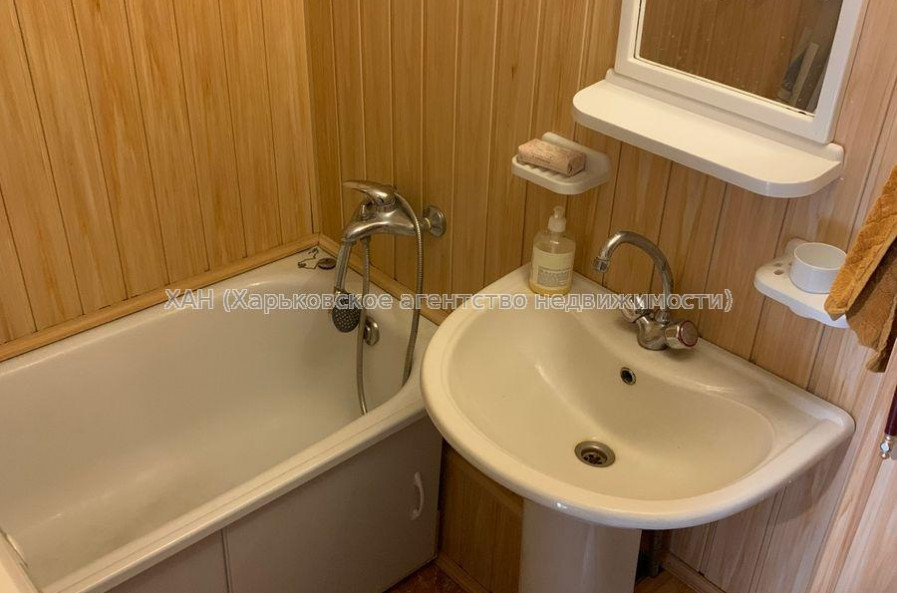 Продам квартиру, Науки просп. , 1 кім., 30 м², евроремонт 