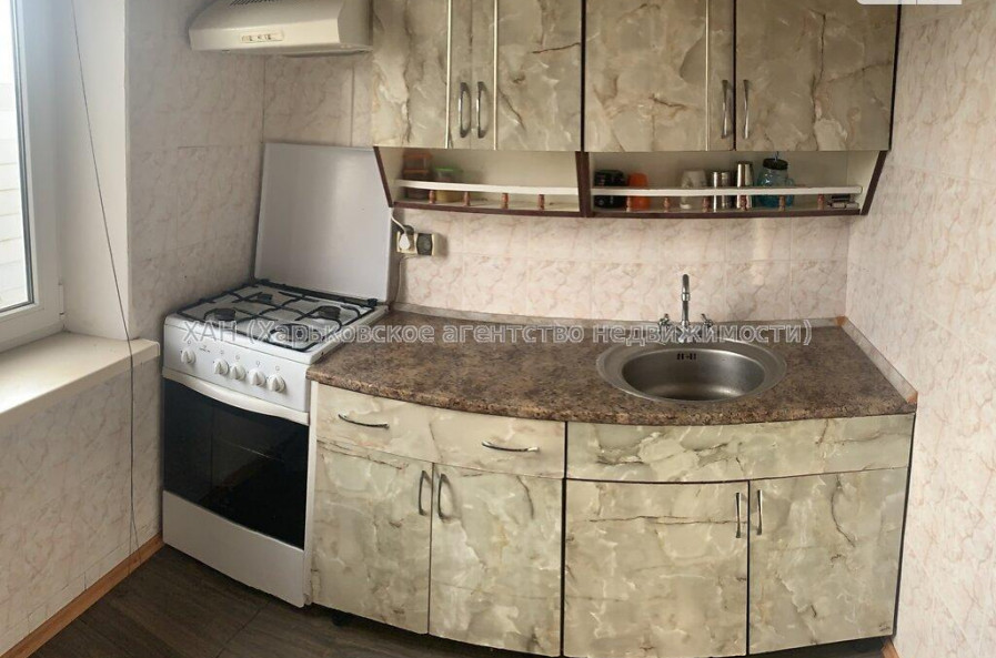 Продам квартиру, Науки просп. , 1 кім., 30 м², евроремонт 