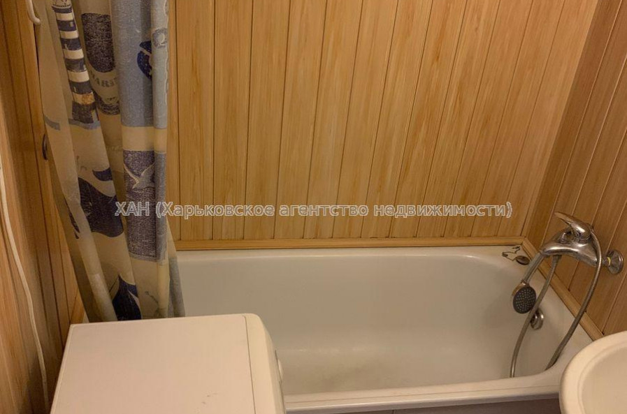 Продам квартиру, Науки просп. , 1 кім., 30 м², евроремонт 