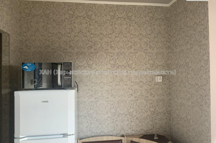 Продам квартиру, Науки просп. , 1 кім., 30 м², евроремонт 