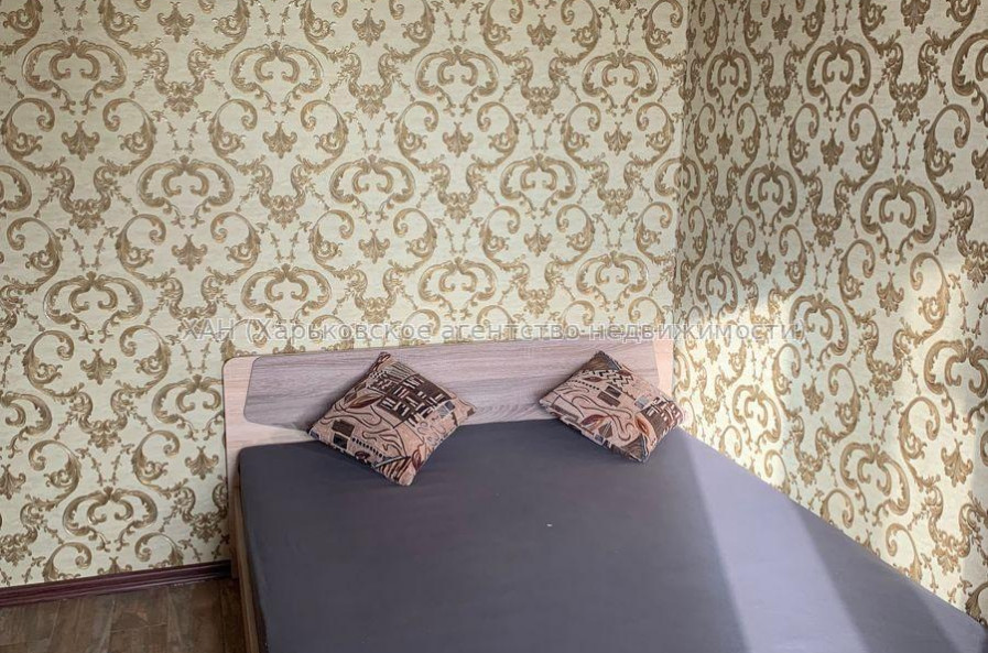 Продам квартиру, Науки просп. , 1 кім., 30 м², евроремонт 