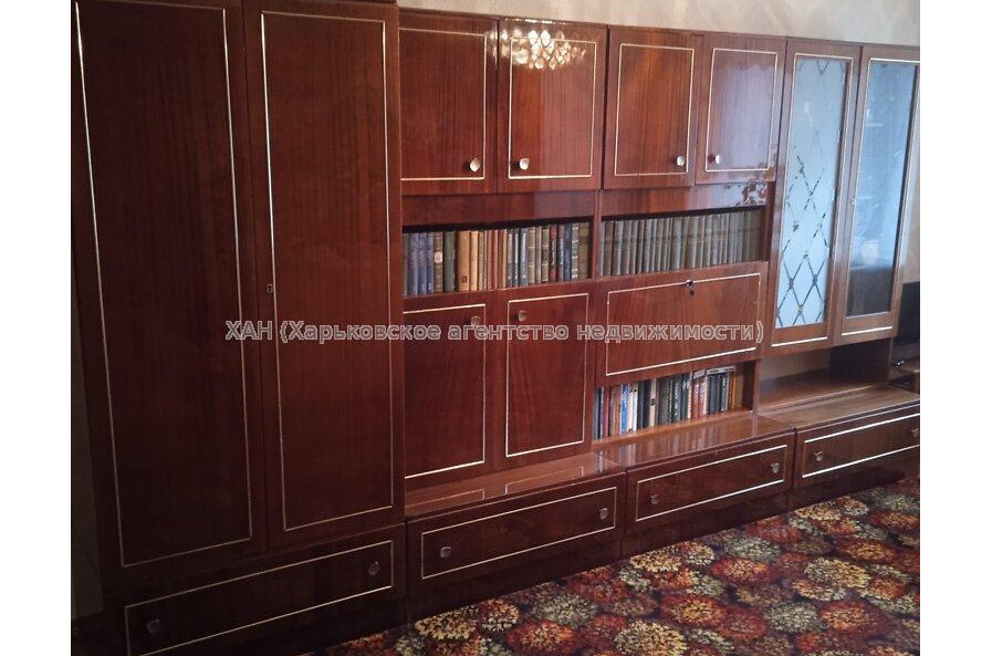 Продам квартиру, Тракторостроителей просп. , 2  ком., 43 м², косметический ремонт 