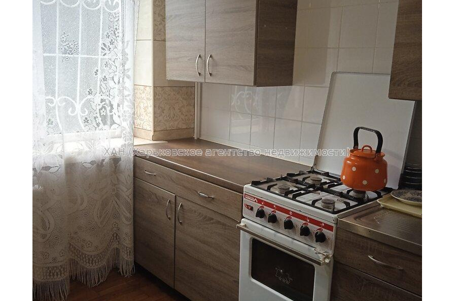 Продам квартиру, Тракторостроителей просп. , 2  ком., 43 м², косметический ремонт 
