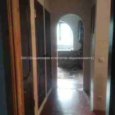 Продам квартиру, Героев Харькова просп. , 1 кім., 37 м², частичный ремонт 