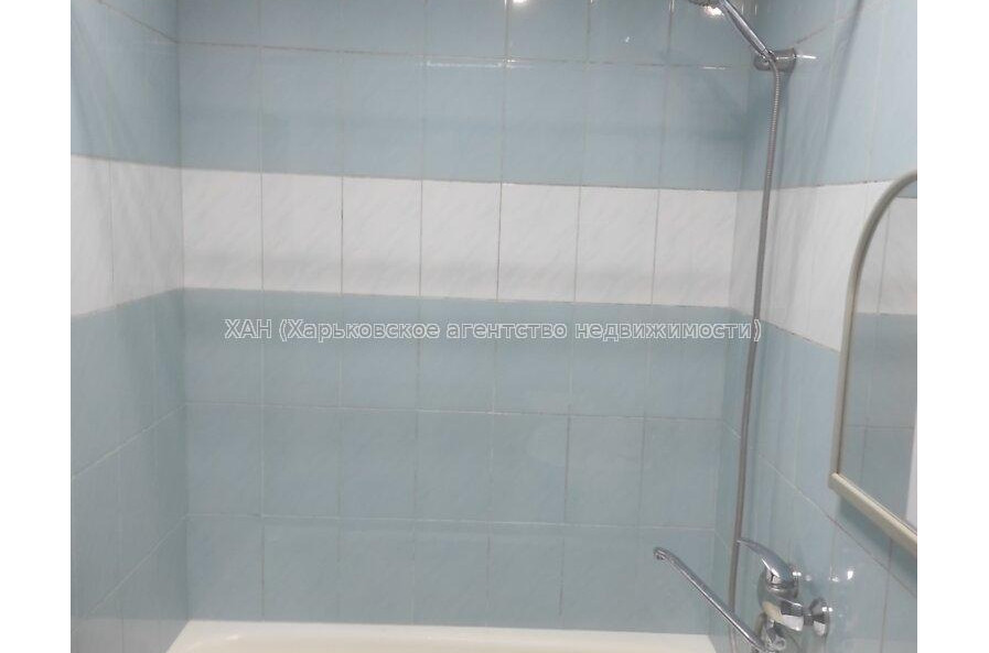 Продам квартиру, Музыкальная ул. , 2  ком., 45.60 м², частичный ремонт 