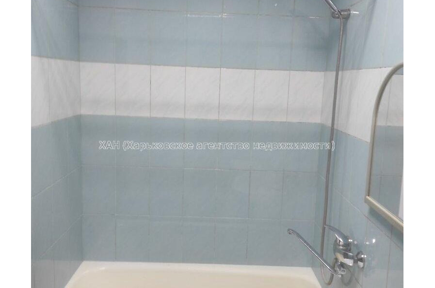 Продам квартиру, Музыкальная ул. , 2  ком., 45.60 м², частичный ремонт 