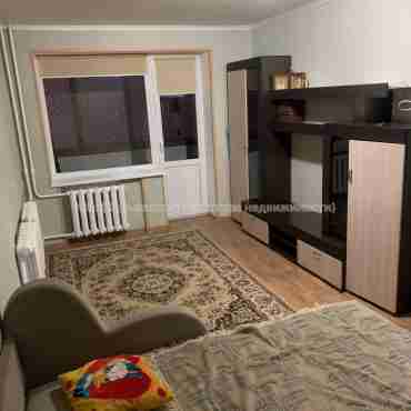 Продам квартиру, Спортивная ул. , 2 кім., 41.50 м², авторский дизайн 