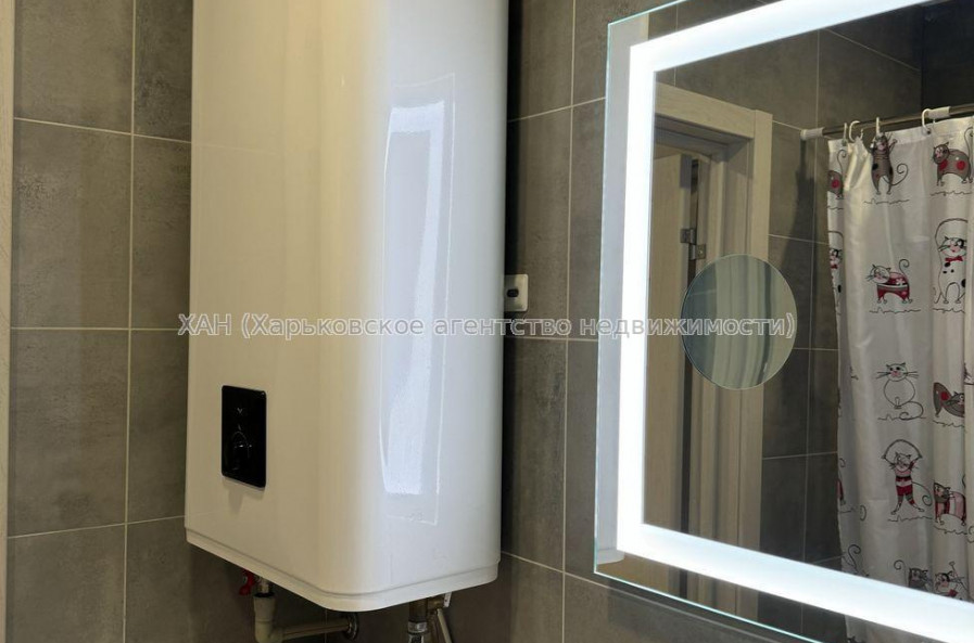 Продам квартиру, Гвардейцев Широнинцев ул. , 2  ком., 66 м², капитальный ремонт 