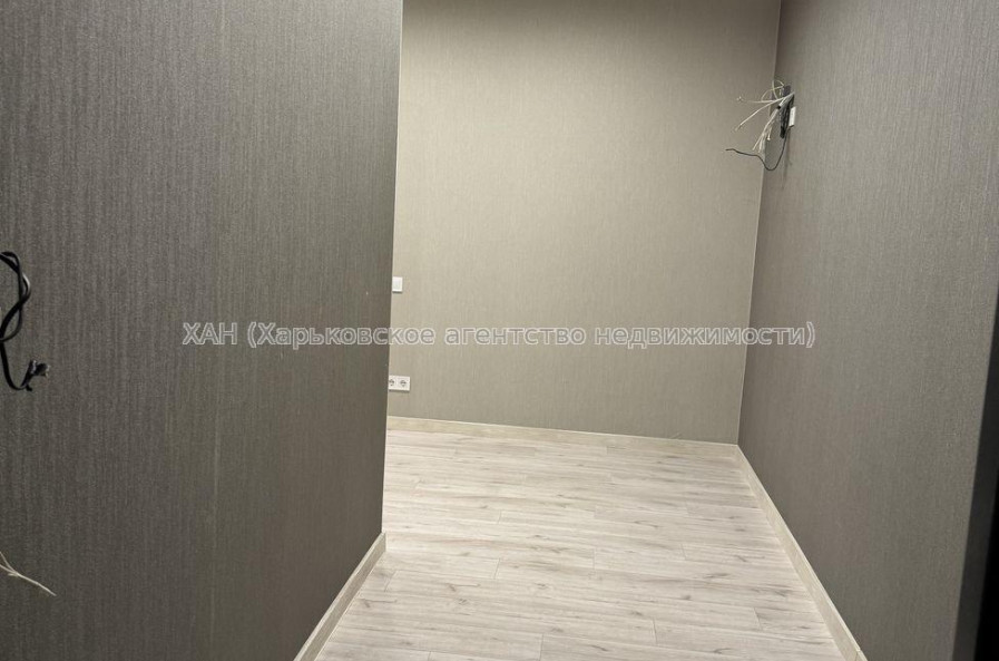 Продам квартиру, Гвардейцев Широнинцев ул. , 2  ком., 66 м², капитальный ремонт 