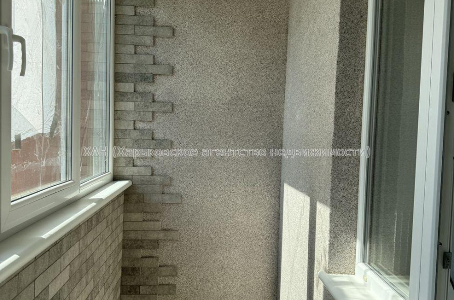Продам квартиру, Гвардейцев Широнинцев ул. , 2  ком., 66 м², капитальный ремонт 