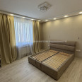 Продам квартиру, Гвардейцев Широнинцев ул. , 2  ком., 66 м², капитальный ремонт 
