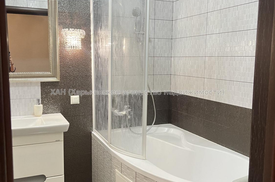 Сдам квартиру, Героев Небесной сотни площ. , 2  ком., 89 м², евроремонт 