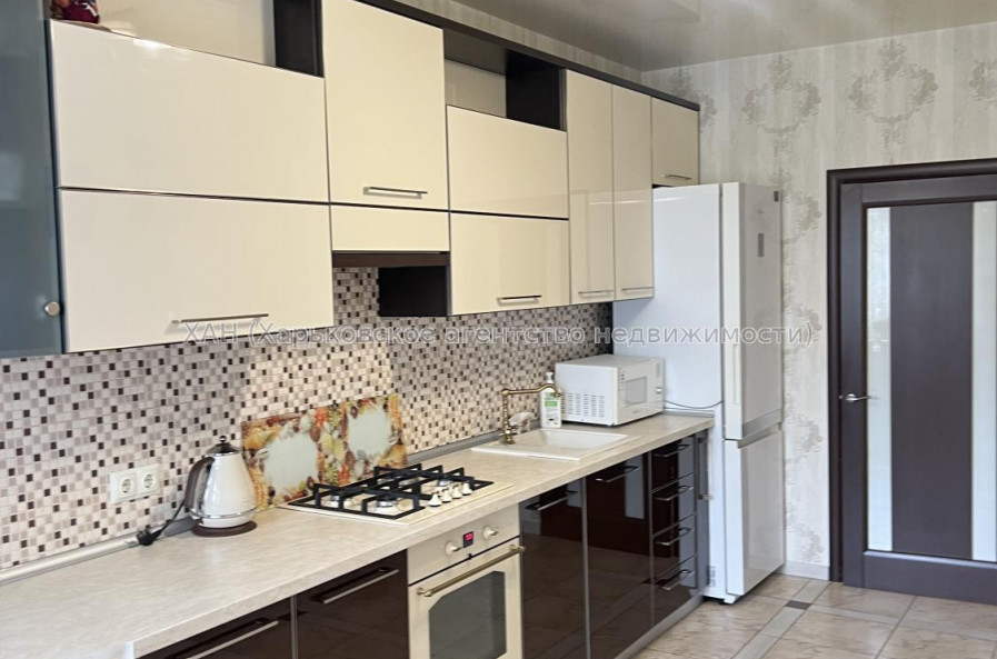 Сдам квартиру, Героев Небесной сотни площ. , 2  ком., 89 м², евроремонт 