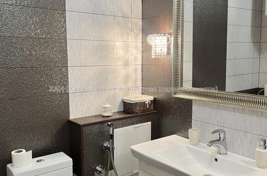 Сдам квартиру, Героев Небесной сотни площ. , 2  ком., 89 м², евроремонт 