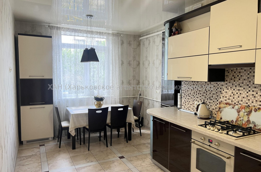 Сдам квартиру, Героев Небесной сотни площ. , 2  ком., 89 м², евроремонт 