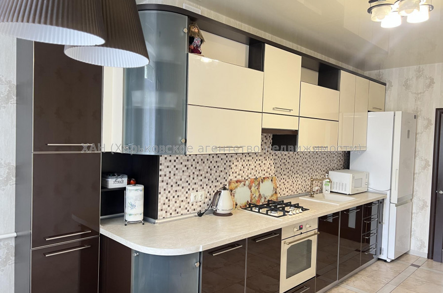 Сдам квартиру, Героев Небесной сотни площ. , 2  ком., 89 м², евроремонт 