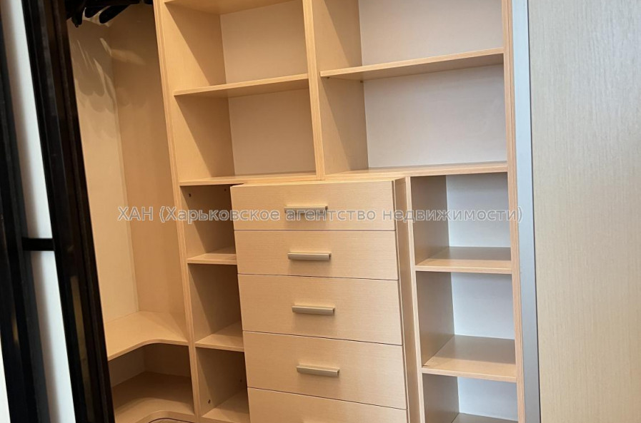 Сдам квартиру, Героев Небесной сотни площ. , 2  ком., 89 м², евроремонт 