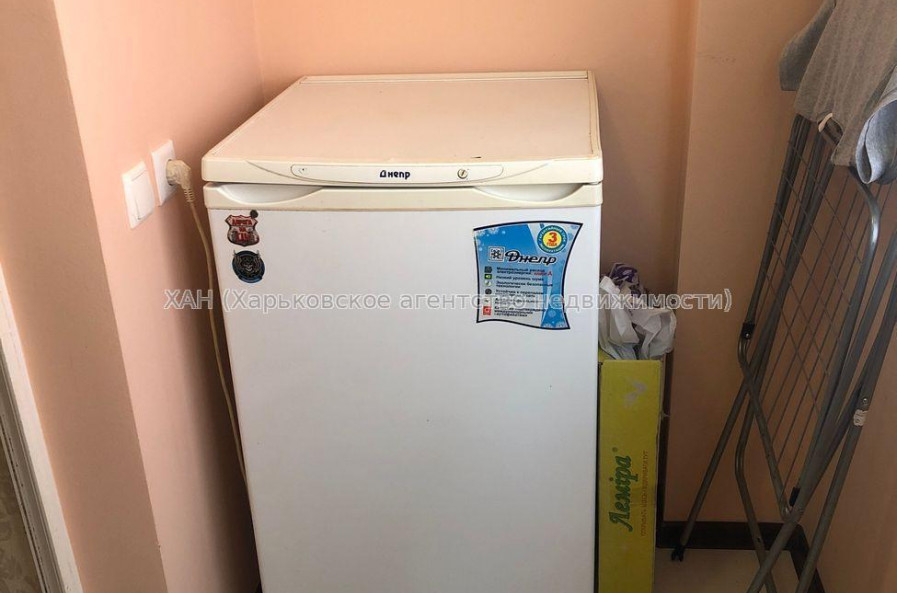 Продам квартиру, Академиков Ахиезеров ул. , 1 кім., 19.50 м², капитальный ремонт 