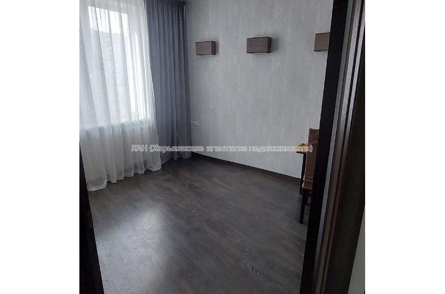 Продам квартиру, Ахсарова Энвера ул. , 2  ком., 46 м², капитальный ремонт 