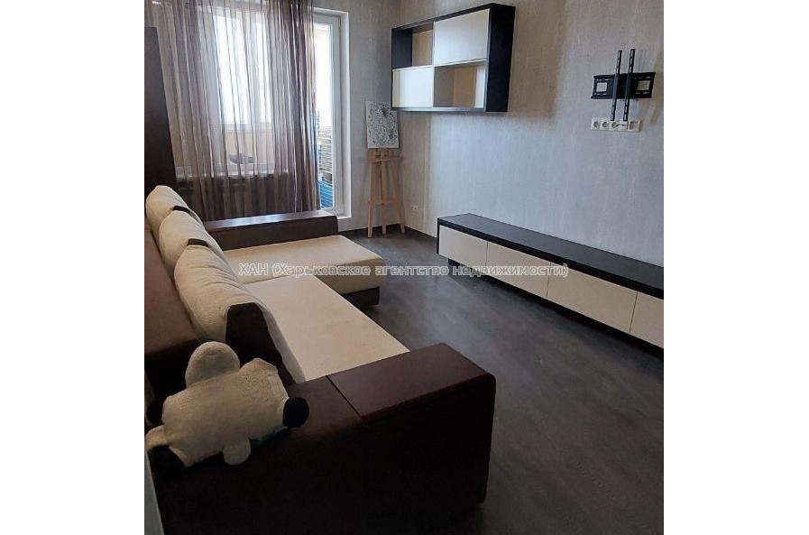 Продам квартиру, Ахсарова Энвера ул. , 2  ком., 46 м², капитальный ремонт 