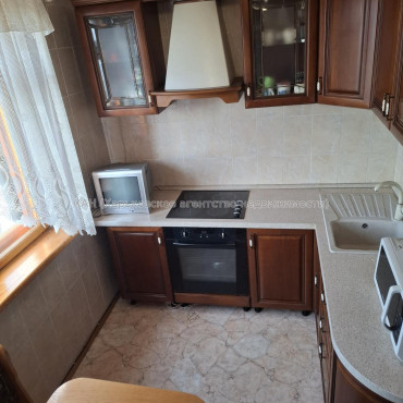 Продам квартиру, Садовый проезд , 3 кім., 71 м², капитальный ремонт 