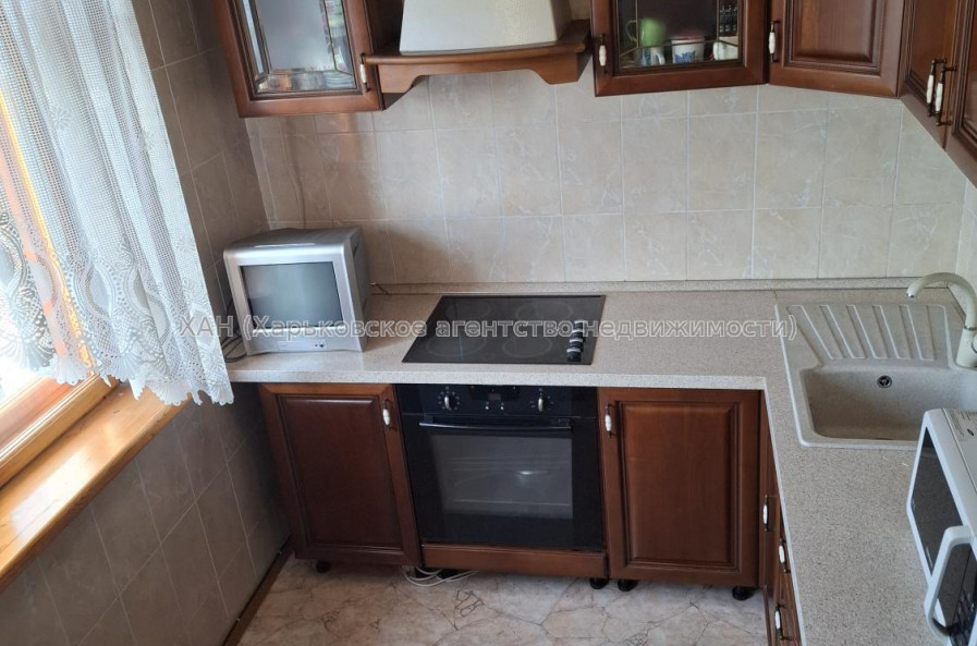 Продам квартиру, Садовый проезд , 3  ком., 71 м², капитальный ремонт 