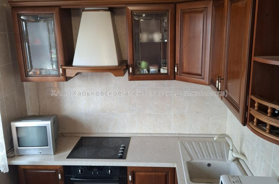 Продам квартиру, Садовый проезд , 3  ком., 71 м², капитальный ремонт 