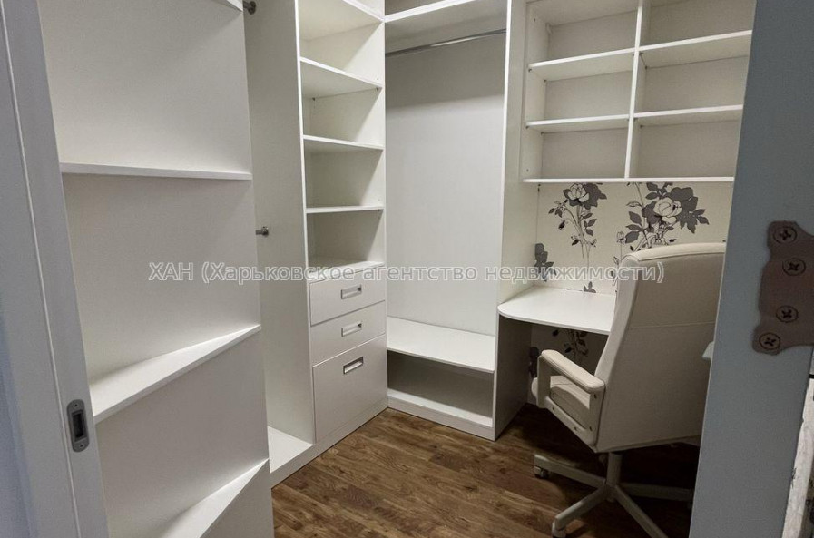 Продам квартиру, Профессорская ул. , 2 кім., 66 м², евроремонт 