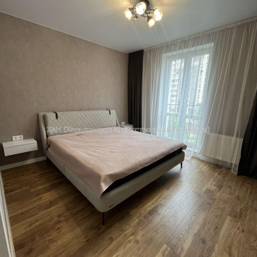 Продам квартиру, Профессорская ул. , 2 кім., 66 м², евроремонт 