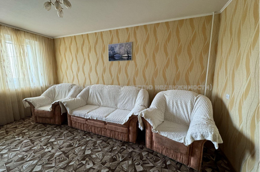 Продам квартиру, Леся Сердюка ул. , 3 кім., 68 м², евроремонт 