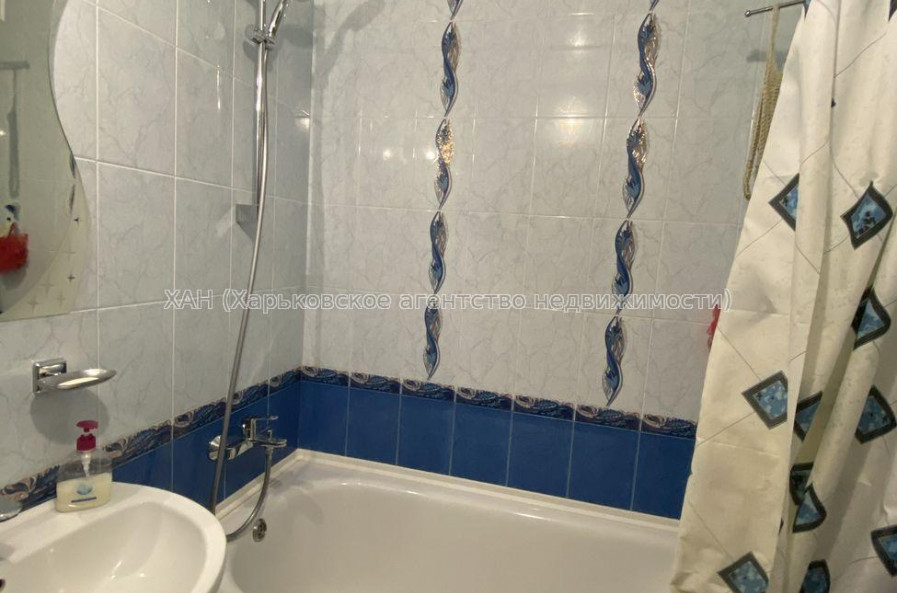 Продам квартиру, Леся Сердюка ул. , 3 кім., 68 м², евроремонт 