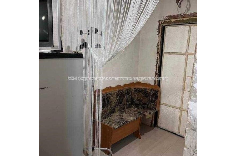 Продам квартиру, Единства ул. , 3  ком., 66.20 м², частичный ремонт 