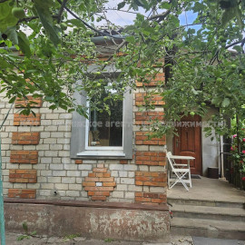 Продам дом, Верхнегиевская ул. , 80 м², 4 сот., косметический ремонт