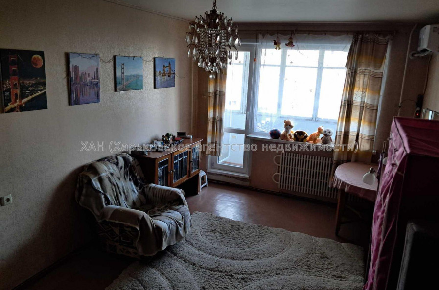 Продам квартиру, Владислава Зубенко ул. , 1 кім., 37.40 м², косметический ремонт 