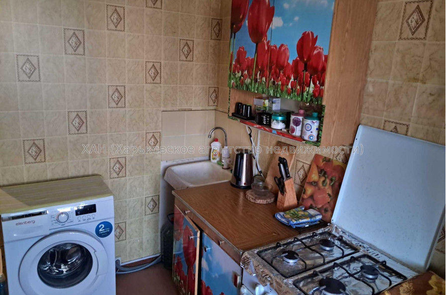 Продам квартиру, Владислава Зубенко ул. , 1 кім., 37.40 м², косметический ремонт 