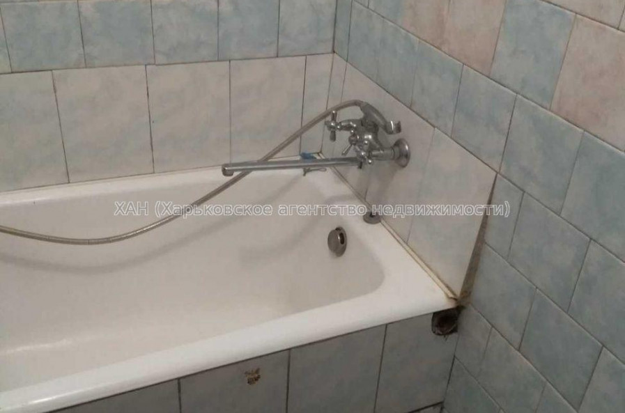 Продам квартиру, Каркача Ивана бульв. , 3  ком., 60 м², без ремонта 