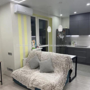 Продам квартиру, Шевченковский пер. , 1 кім., 34.70 м², авторский дизайн 