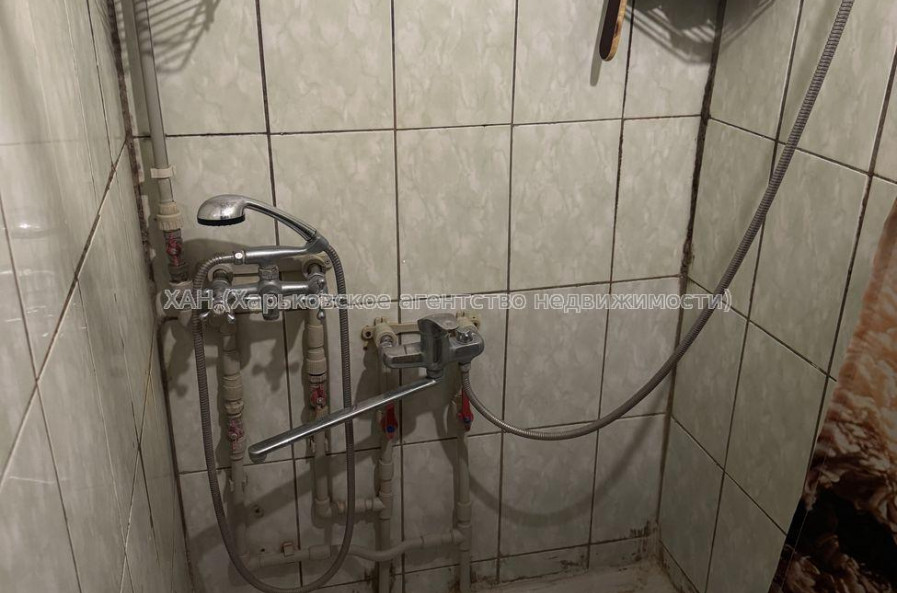 Продам квартиру, 23 Августа ул. , 1  ком., 21.30 м², капитальный ремонт 