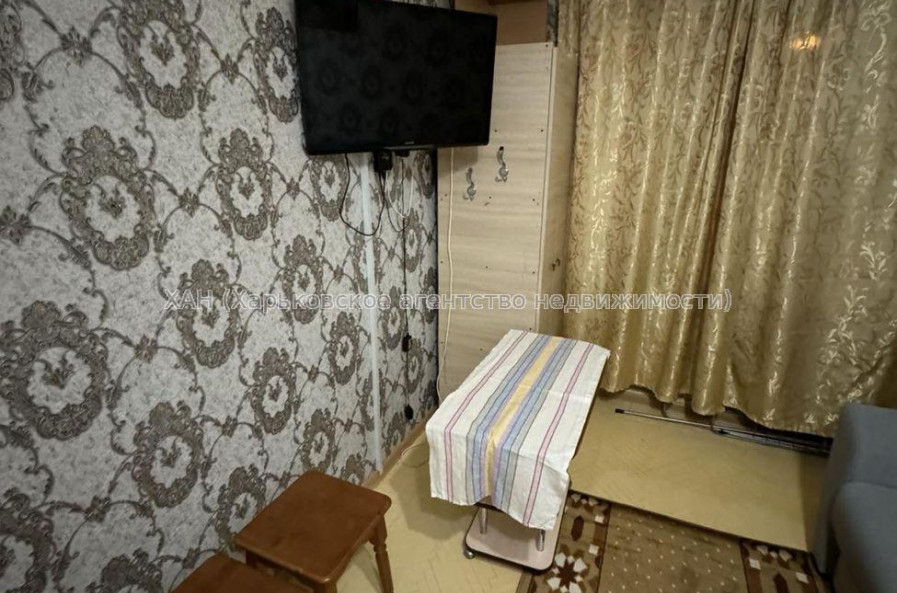 Продам квартиру, 23 Августа ул. , 1  ком., 21.30 м², капитальный ремонт 