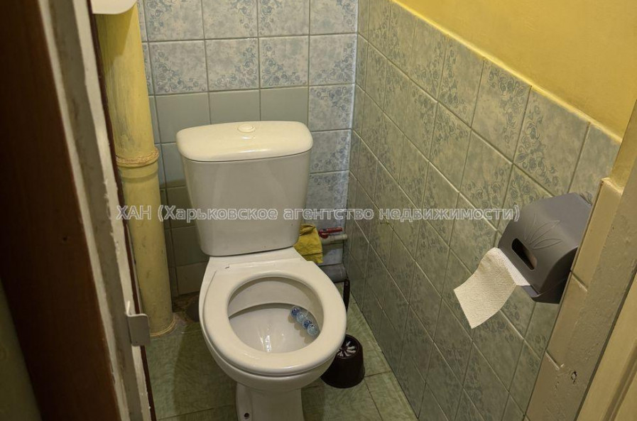 Продам квартиру, 23 Августа ул. , 1  ком., 21.30 м², капитальный ремонт 