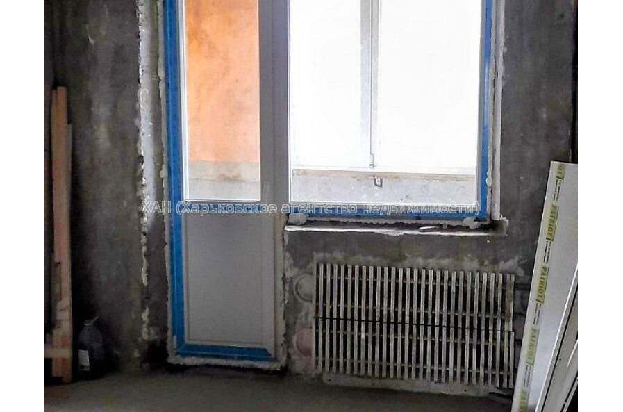 Продам квартиру, Натальи Ужвий ул. , 3  ком., 64 м², без внутренних работ 