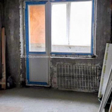 Продам квартиру, Натальи Ужвий ул. , 3 кім., 64 м², без внутренних работ 