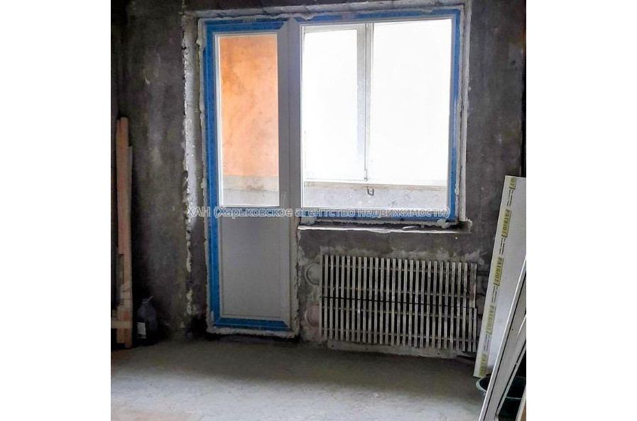 Продам квартиру, Натальи Ужвий ул. , 3  ком., 64 м², без внутренних работ 