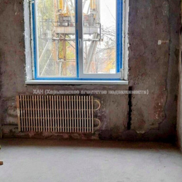 Продам квартиру, Натальи Ужвий ул. , 3 кім., 64 м², без внутренних работ 