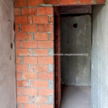 Продам квартиру, Натальи Ужвий ул. , 3 кім., 64 м², без внутренних работ 