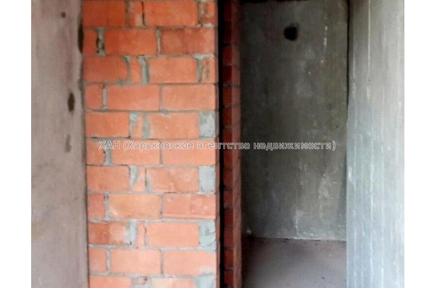 Продам квартиру, Натальи Ужвий ул. , 3  ком., 64 м², без внутренних работ 