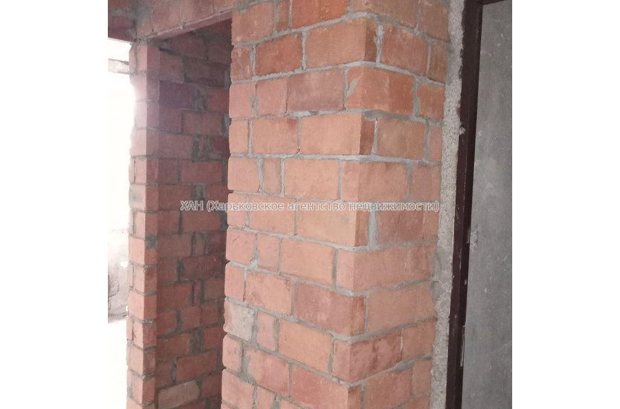 Продам квартиру, Натальи Ужвий ул. , 3 кім., 64 м², без внутренних работ 