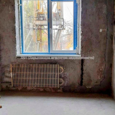 Продам квартиру, Натальи Ужвий ул. , 3 кім., 64 м², без внутренних работ 