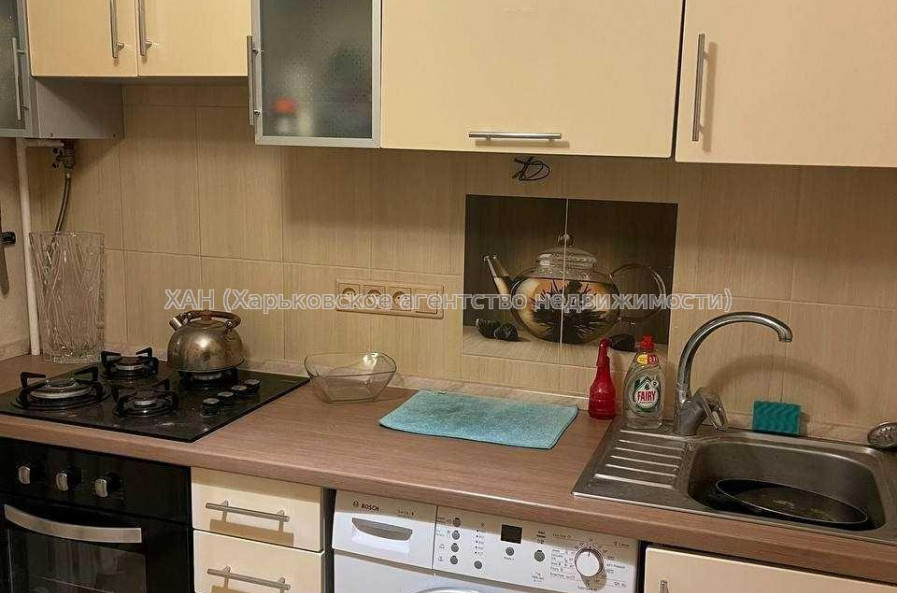 Продам квартиру, 23 Августа ул. , 1 кім., 33 м², евроремонт 