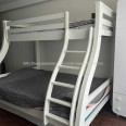 Продам квартиру, 23 Августа ул. , 1 кім., 33 м², евроремонт 